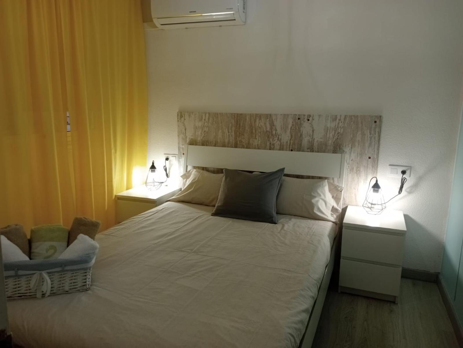 La Casa De Mi Madre Lägenhet Torrevieja Exteriör bild